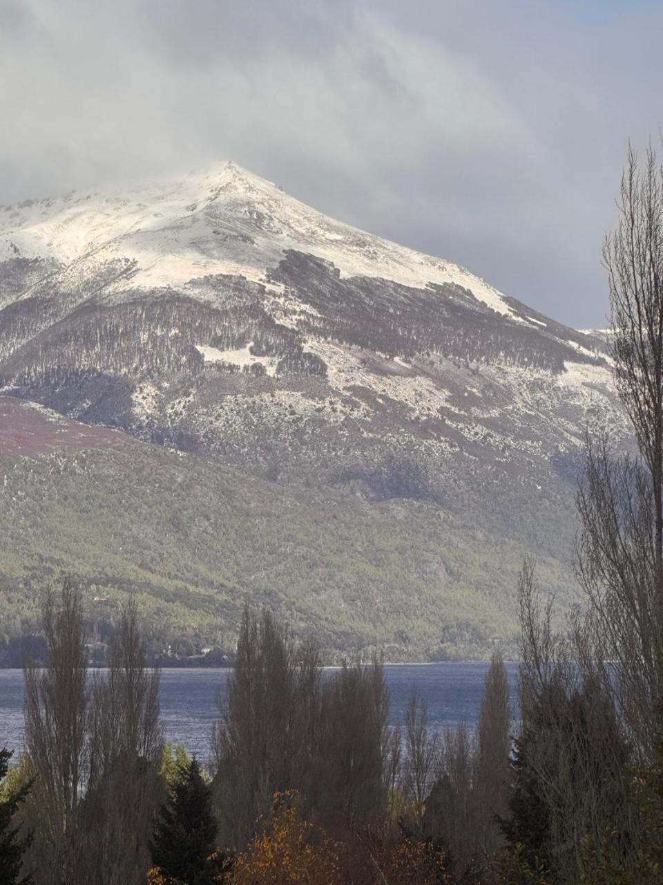 Arelauquen Bungalows & Suites San Carlos de Bariloche Exterior photo
